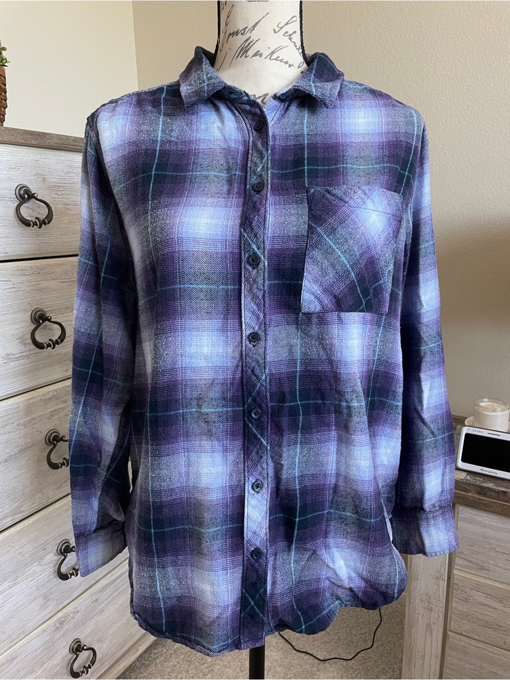 Arizona jeans & co. Purple plaid long sleeve